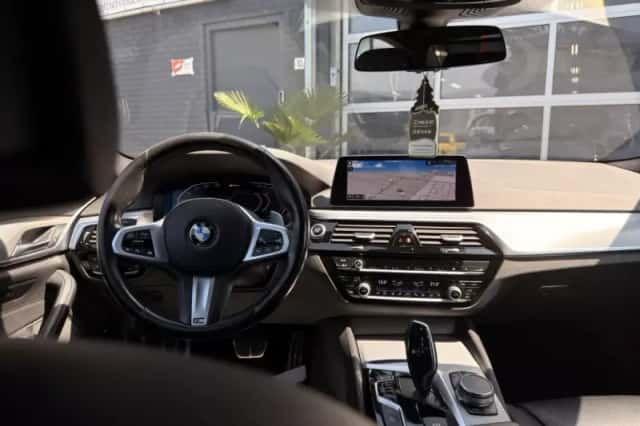 BMW 5-Serie (2019) thumbnail 2