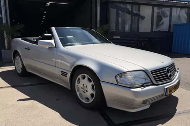 Mercedes-Benz SL-Klasse (1994) thumbnail 4