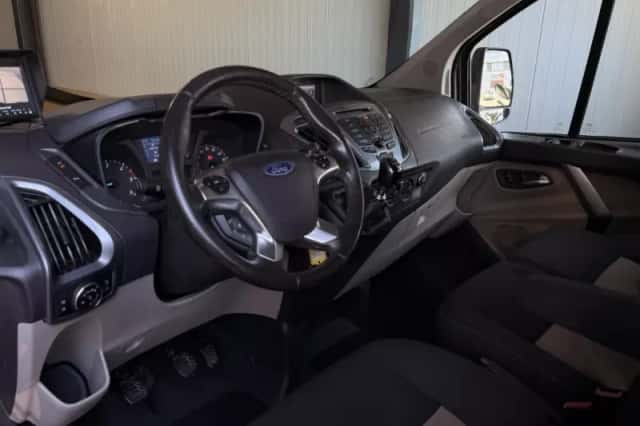 Ford Transit Custom (2016) thumbnail 2