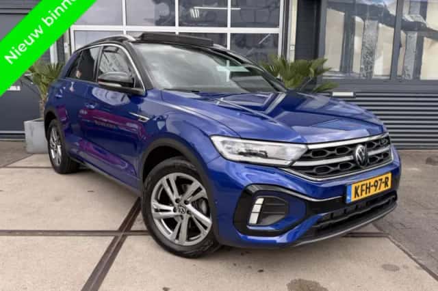 Volkswagen T-Roc (2023) thumbnail 1