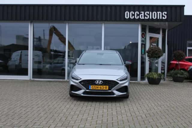 Hyundai i30 (2021) thumbnail 3