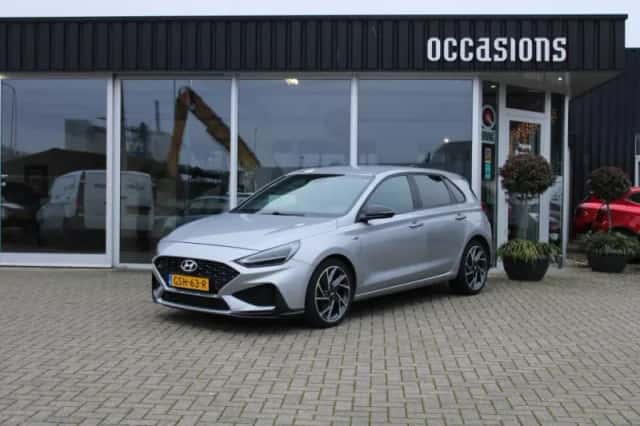 Hyundai i30 (2021) thumbnail 4