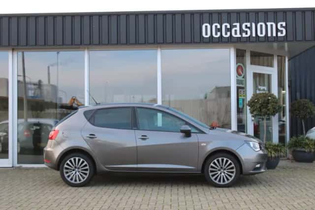 SEAT Ibiza (2016) thumbnail 5