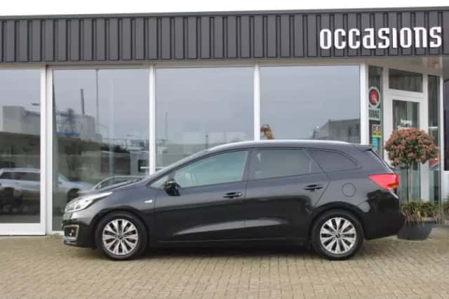 Kia Cee'd (2018) thumbnail 5