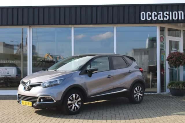 Renault Captur (2017) thumbnail 4