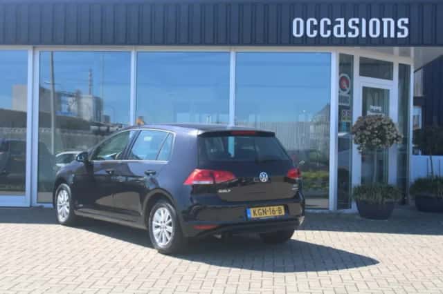 Volkswagen Golf (2014) thumbnail 6