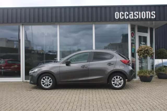 Mazda 2 (2019) thumbnail 5