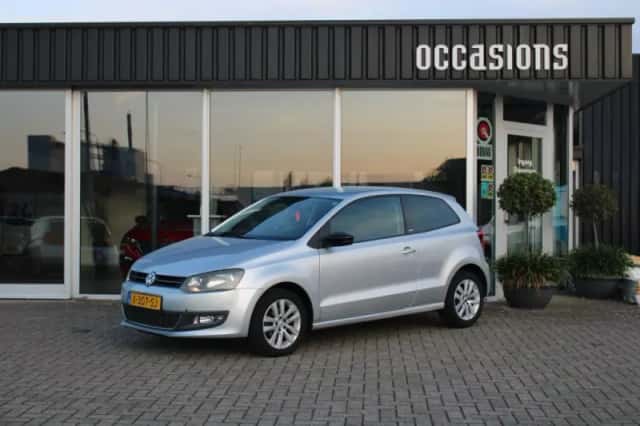 Volkswagen Polo (2011) thumbnail 3