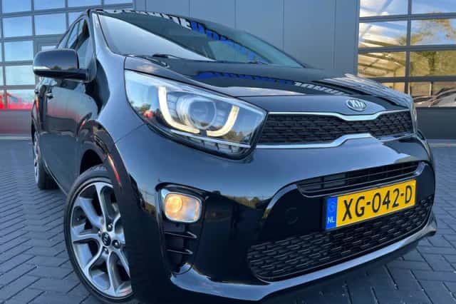 Kia Picanto (2018) thumbnail 2