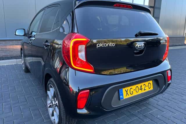 Kia Picanto (2018) thumbnail 5