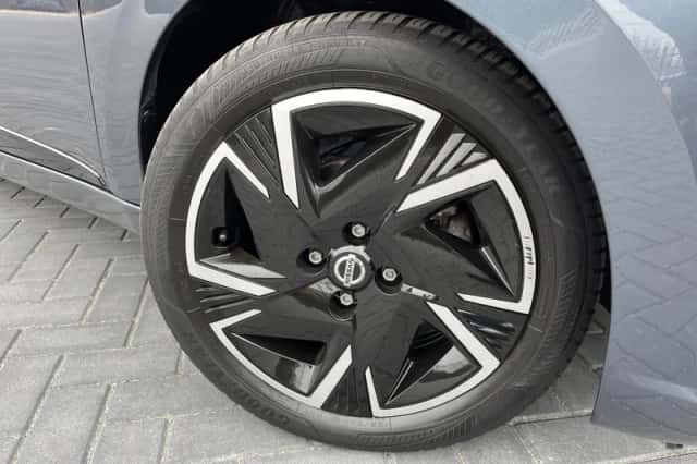 Nissan Micra (2021) thumbnail 3