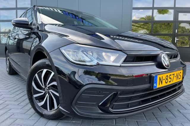 Volkswagen Polo (2021) thumbnail 2