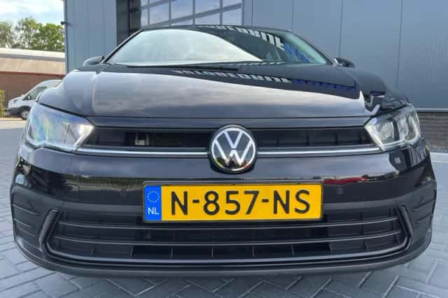 Volkswagen Polo (2021) thumbnail 4