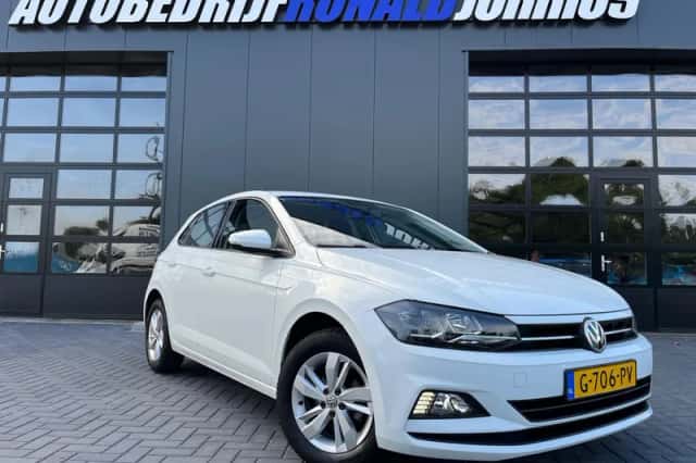 Volkswagen Polo (2019) thumbnail 1