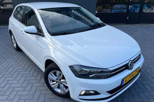 Volkswagen Polo (2019) thumbnail 2