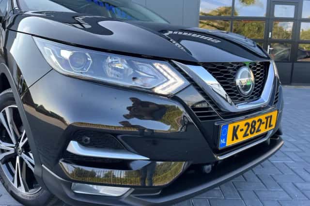 Nissan Qashqai (2021) thumbnail 5
