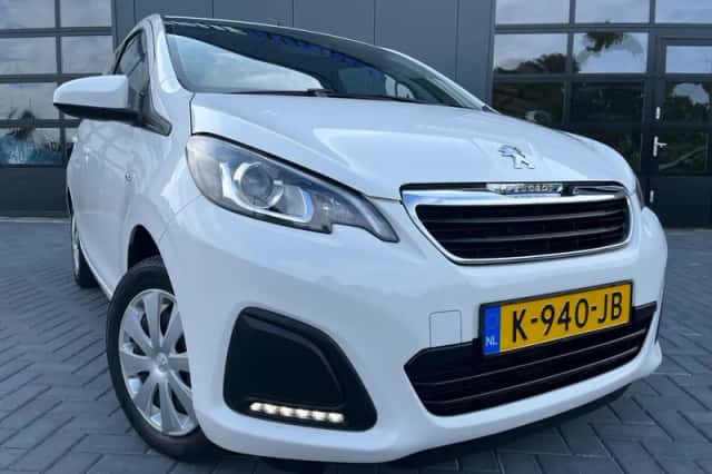 Peugeot 108 (2021) thumbnail 3