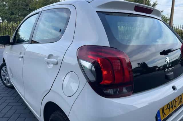 Peugeot 108 (2021) thumbnail 5