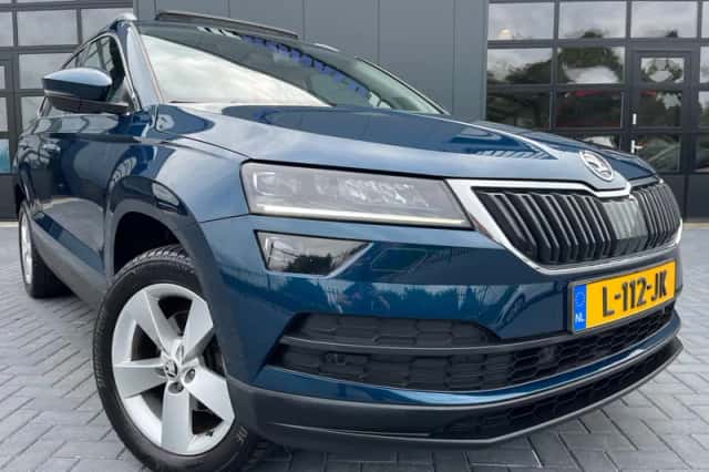Škoda Karoq (2021) thumbnail 3