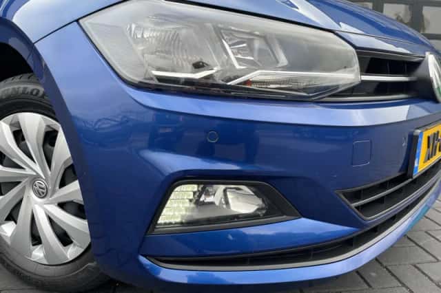Volkswagen Polo (2019) thumbnail 3