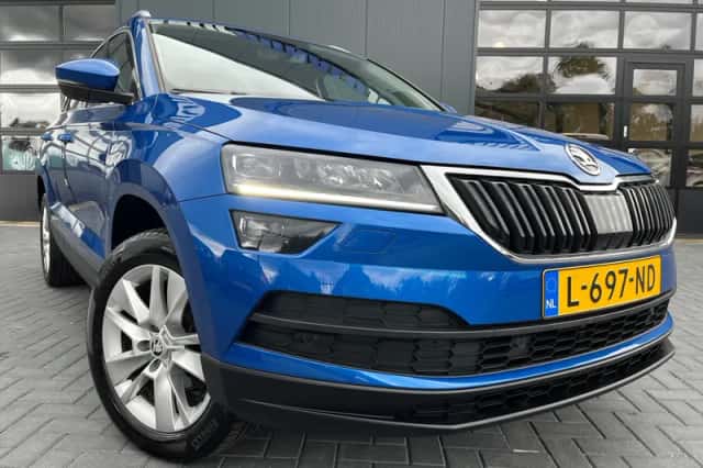 Škoda Karoq (2021) thumbnail 2