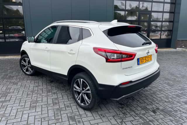Nissan Qashqai (2018) thumbnail 2