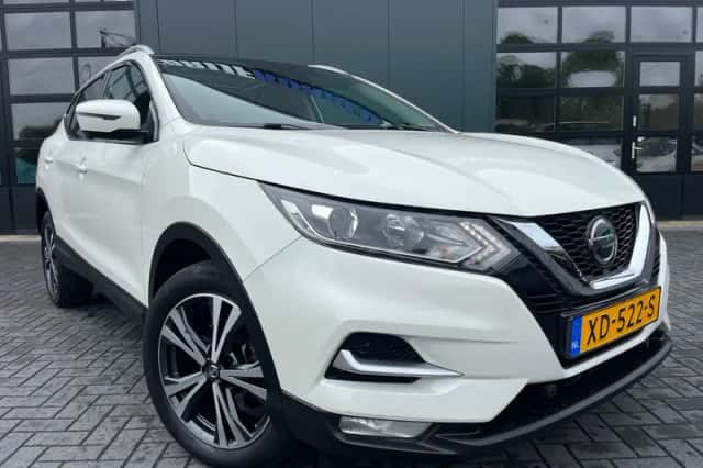 Nissan Qashqai (2018) thumbnail 4
