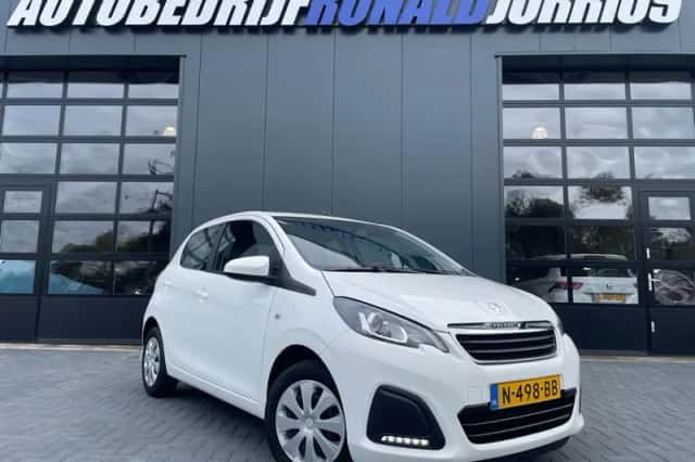 Peugeot 108 (2021) thumbnail 1