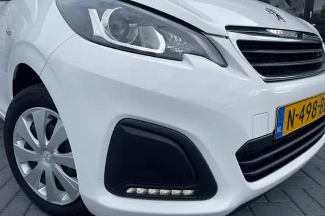 Peugeot 108 (2021) thumbnail 3