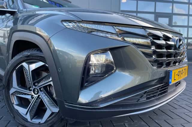 Hyundai Tucson (2021) thumbnail 3
