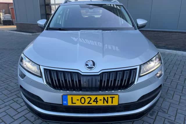 Škoda Karoq (2021) thumbnail 5