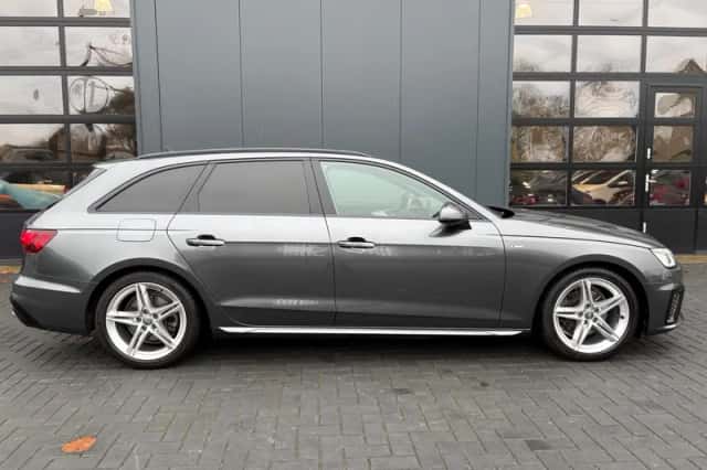Audi A4 (2020) thumbnail 6