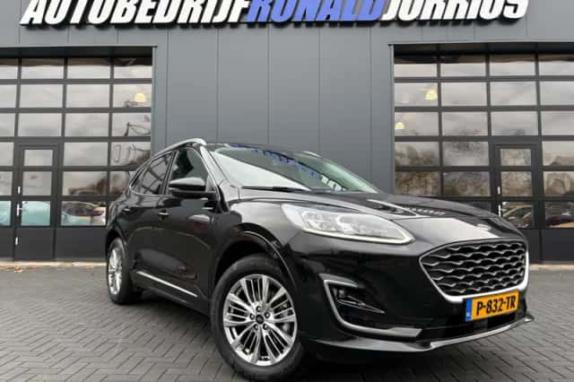 Ford Kuga (2022) thumbnail 1
