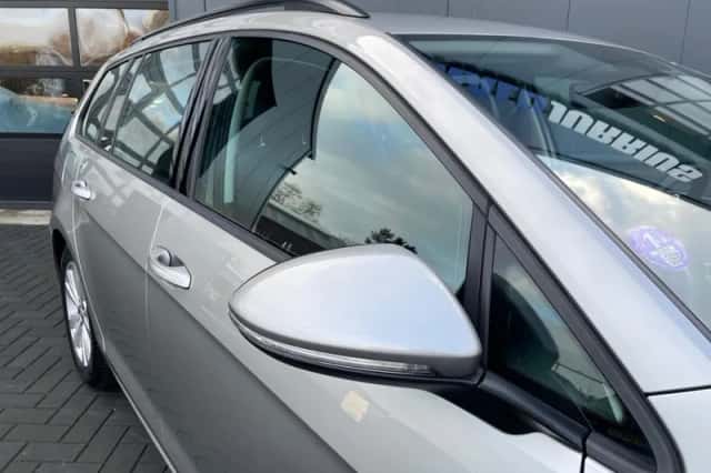 Volkswagen Golf (2018) thumbnail 6