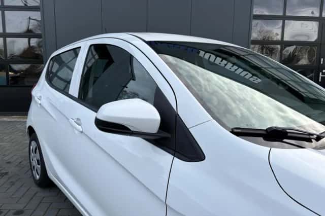 Opel Karl (2017) thumbnail 3