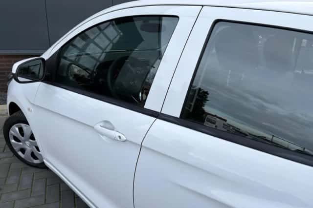 Opel Karl (2017) thumbnail 6