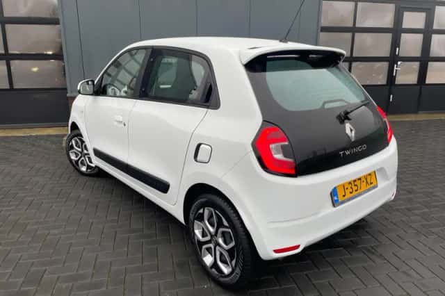 Renault Twingo (2020) thumbnail 2
