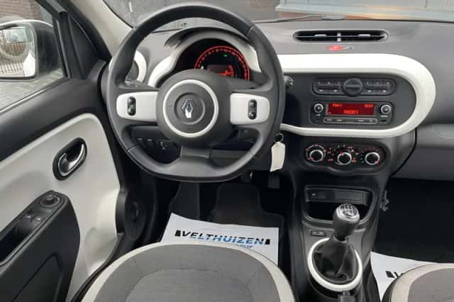 Renault Twingo (2020) thumbnail 3