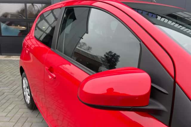 Peugeot 108 (2020) thumbnail 6