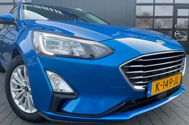 Ford Focus (2021) thumbnail 5