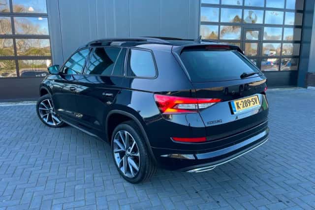 Škoda Kodiaq (2021) thumbnail 2