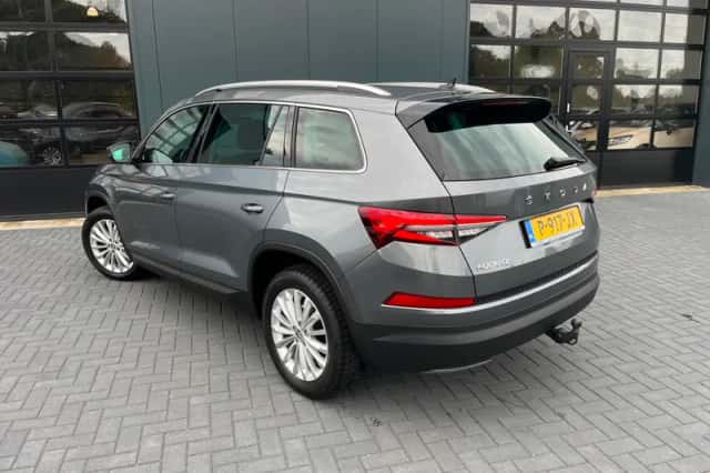 Škoda Kodiaq (2022) thumbnail 2