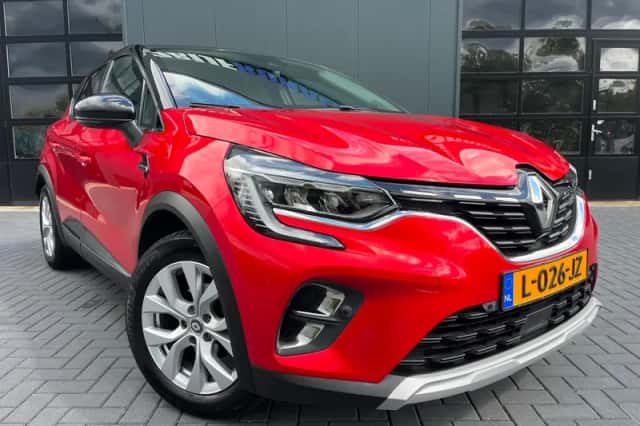 Renault Captur (2021) thumbnail 4