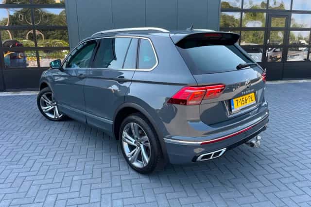 Volkswagen Tiguan (2023) thumbnail 2