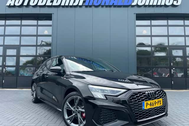 Audi A3 (2022) thumbnail 1