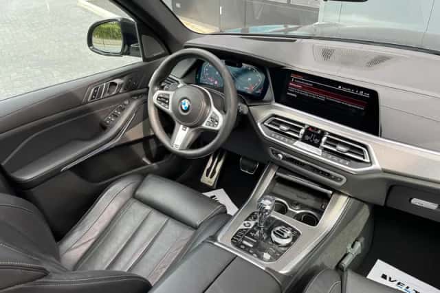 BMW X5 (2020) thumbnail 6