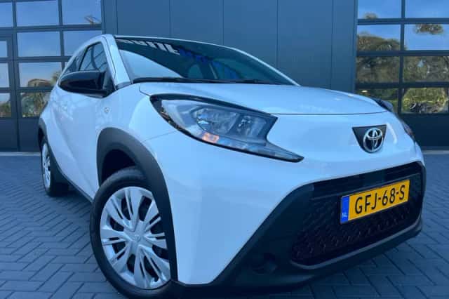 Toyota Aygo X (2024) thumbnail 4
