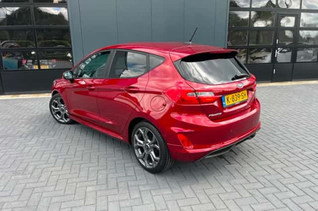Ford Fiesta (2021) thumbnail 2