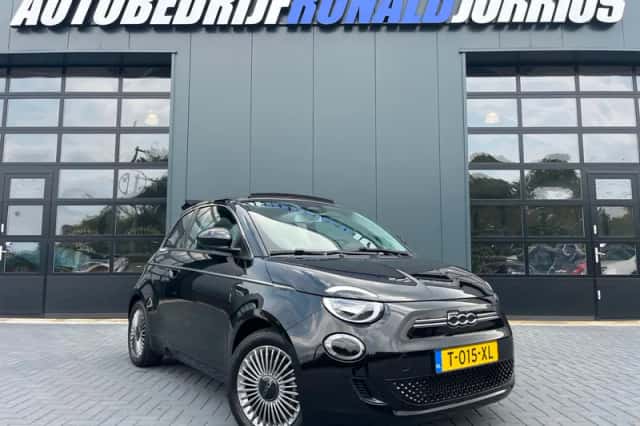 Fiat 500C (2023) thumbnail 1