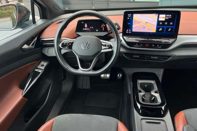 Volkswagen ID.5 (2022) thumbnail 3